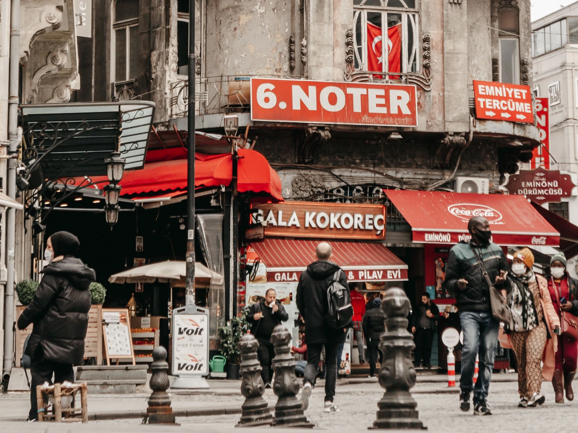 Noter İşlemlerinde Yeminli Tercümanın Görevi Nedir?